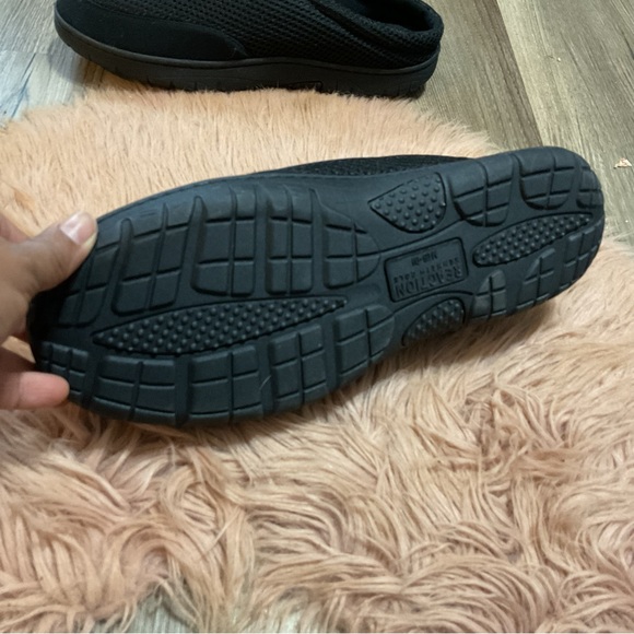 REACTION Kenneth Cole Black Men Slippers Size M NWB - Picture 8 of 8